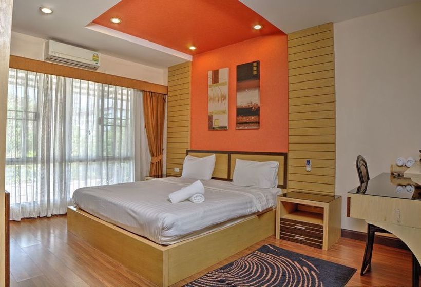 Hotel Whispering Palms Suite 3