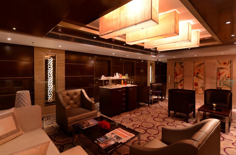 Hotel Golden Tulip Gurgaon 13