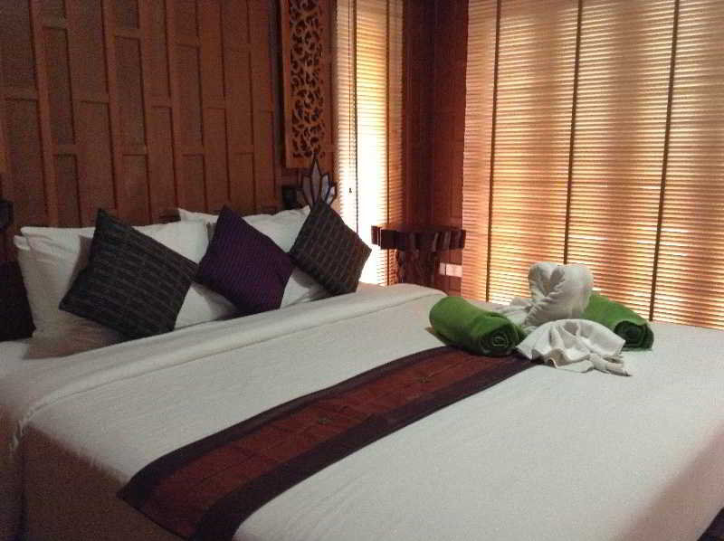 Hotel Baan Habeebee Resort 11