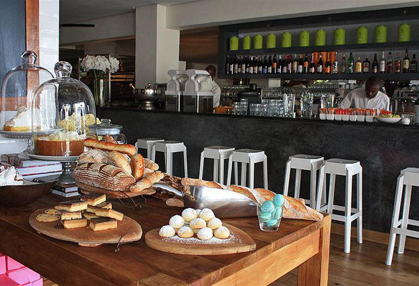 Hotel Ambassador Self Catering Apartments 8