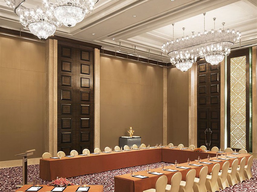 Hotel Shangri La Mumbai 1