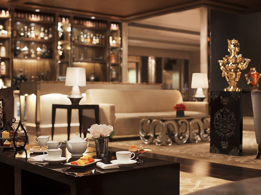 Hotel Shangri La Mumbai 16