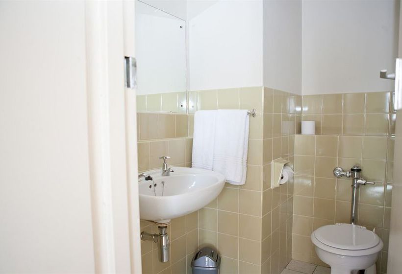 Gardens Centre Holiday Apartments 11