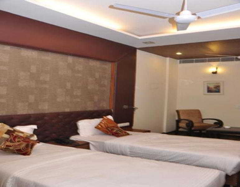 Pacific Hotel Gurgaon 8