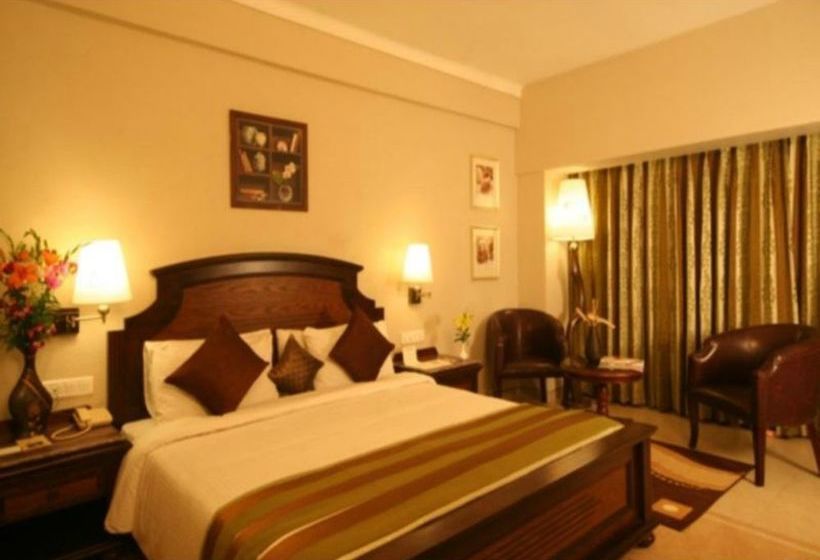 Hotel Neelams The Glitz 6