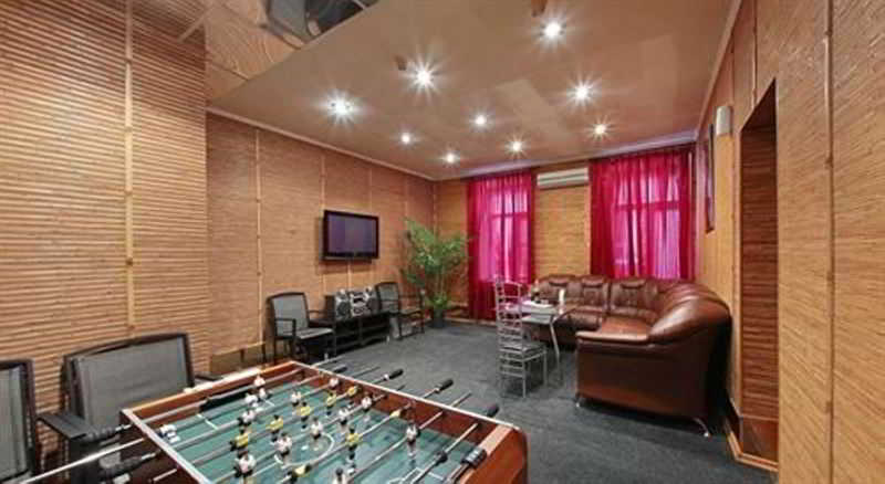 Vasileostrovskiy Hotel 1