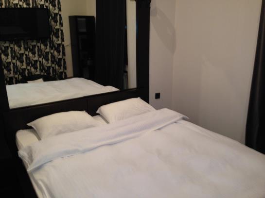 Vasileostrovskiy Hotel 14