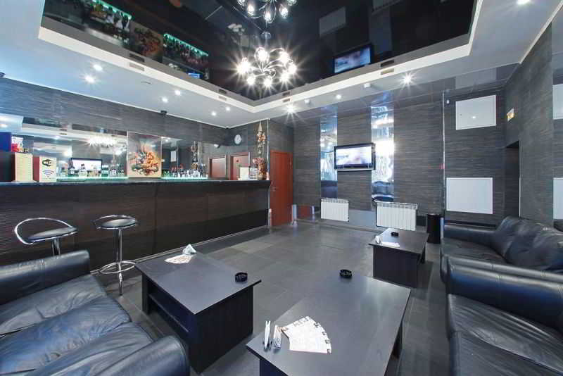 Vasileostrovskiy Hotel 2