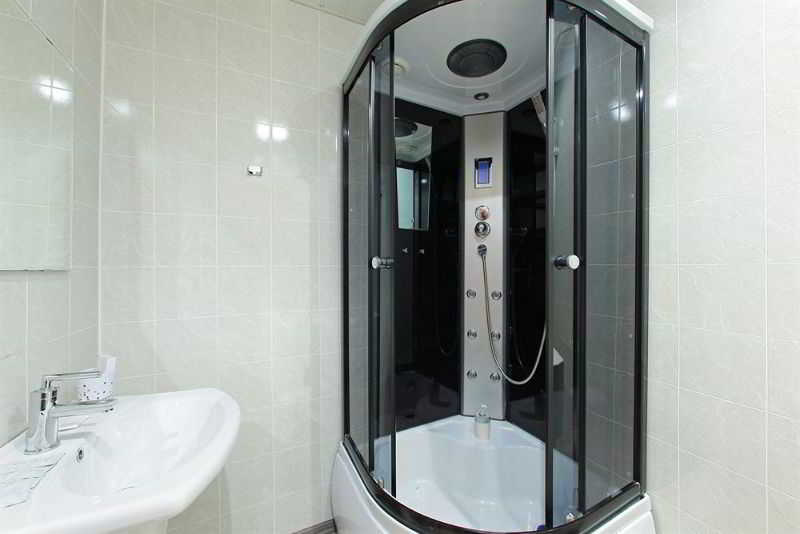 Vasileostrovskiy Hotel 5