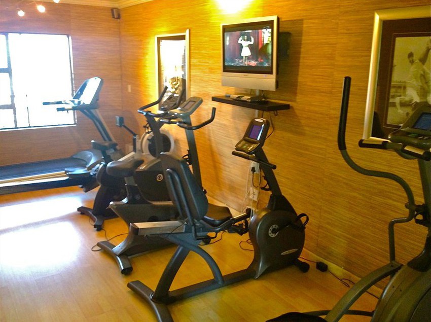 Hôtel Sandton Suites 11