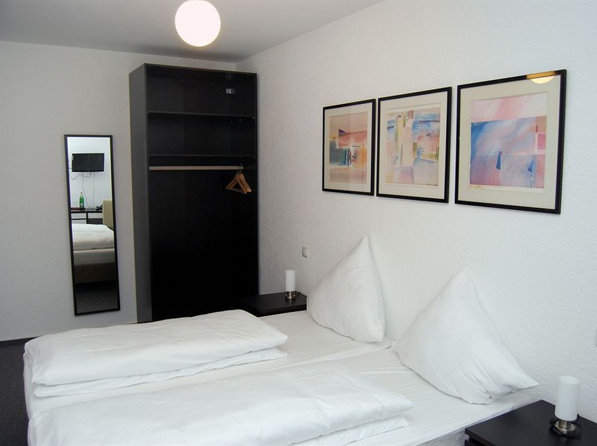 Hotel Rheinischer Hof 8