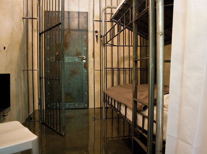 Hotel Road Stop Dortmund 18