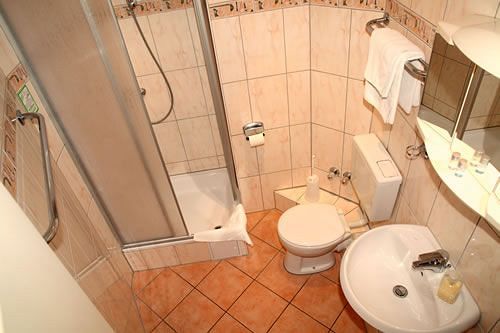 Bed & Breakfast Pension Am Ledermuseum 5