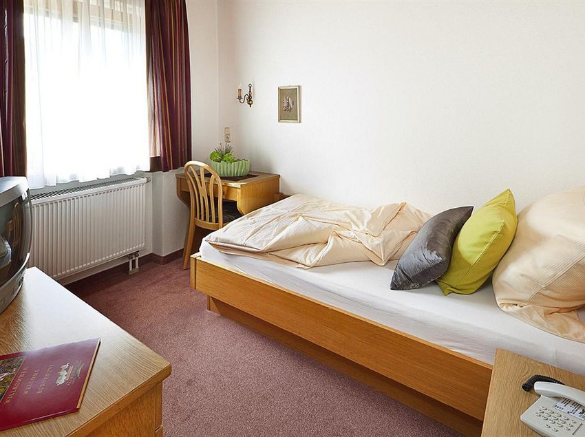 Hotel Zum Hechten Altstadt- 7