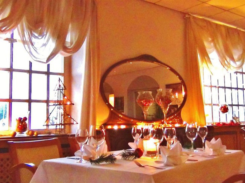 Bach Hotel Zur Porta 1