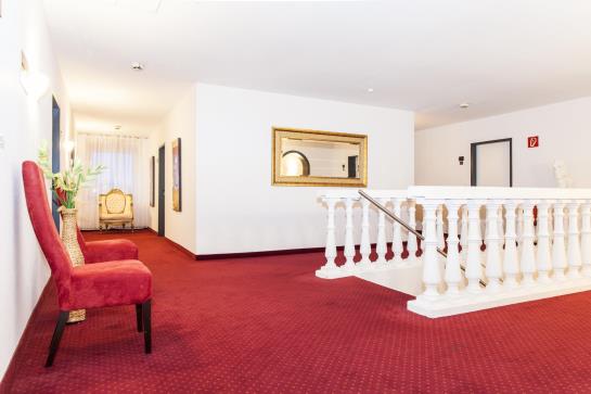 Bach Hotel Zur Porta 17