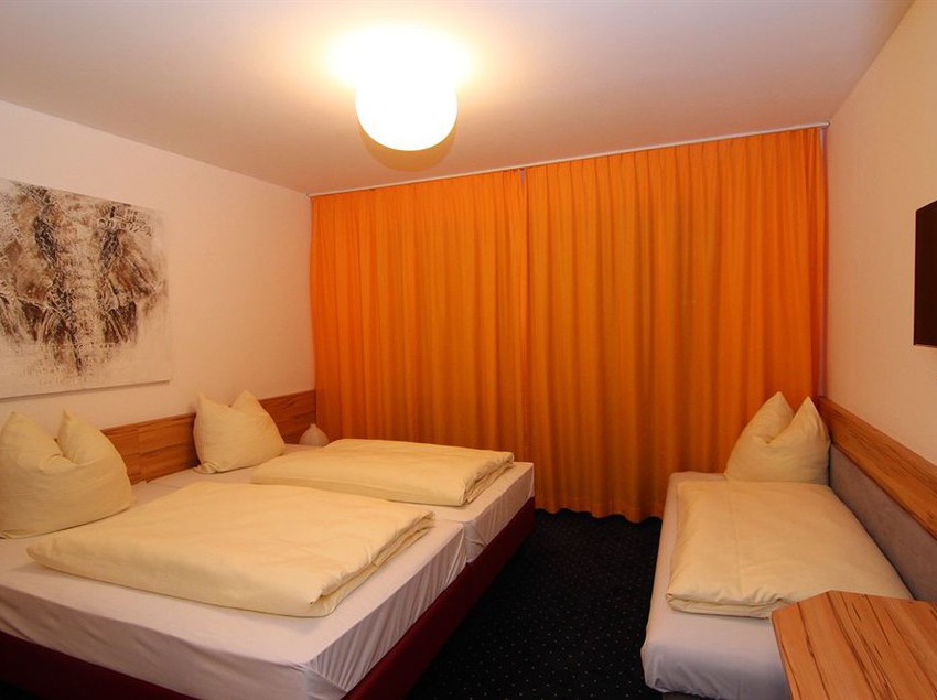 Bed & Breakfast City-pension Erding 2