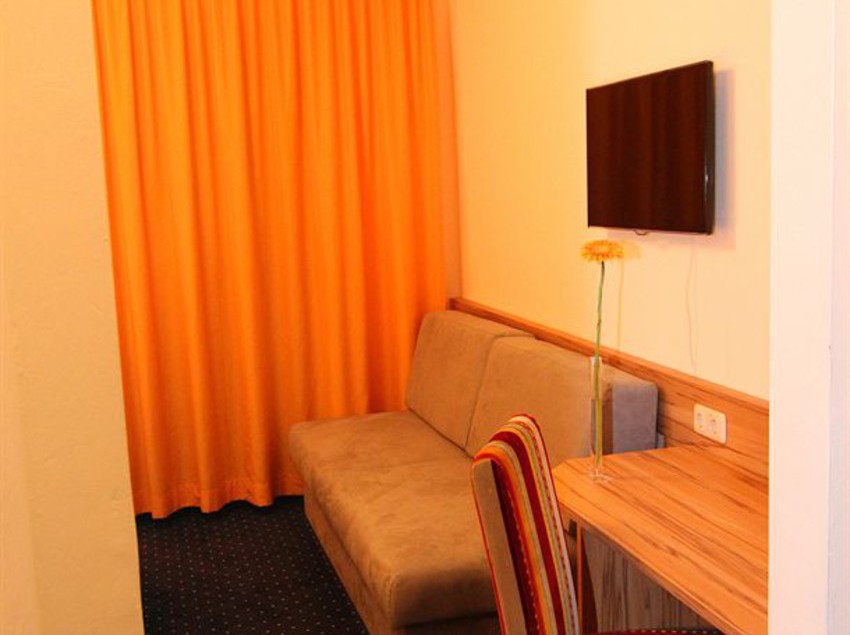 Bed & Breakfast City-pension Erding 3