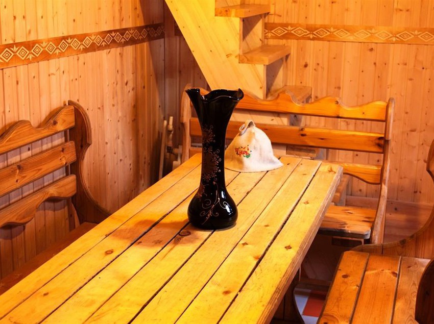 Mini-hotel U Globusa 3