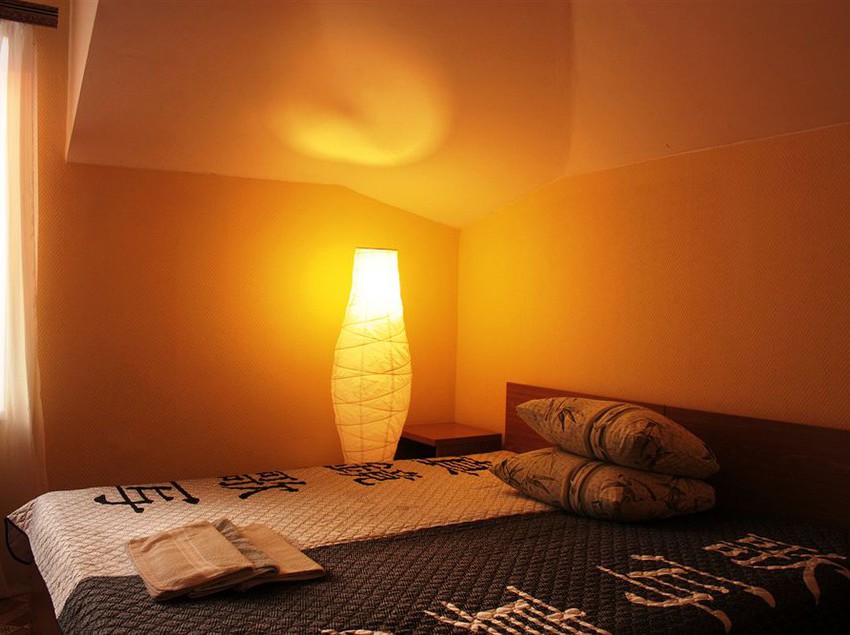 Mini-hotel U Globusa 8