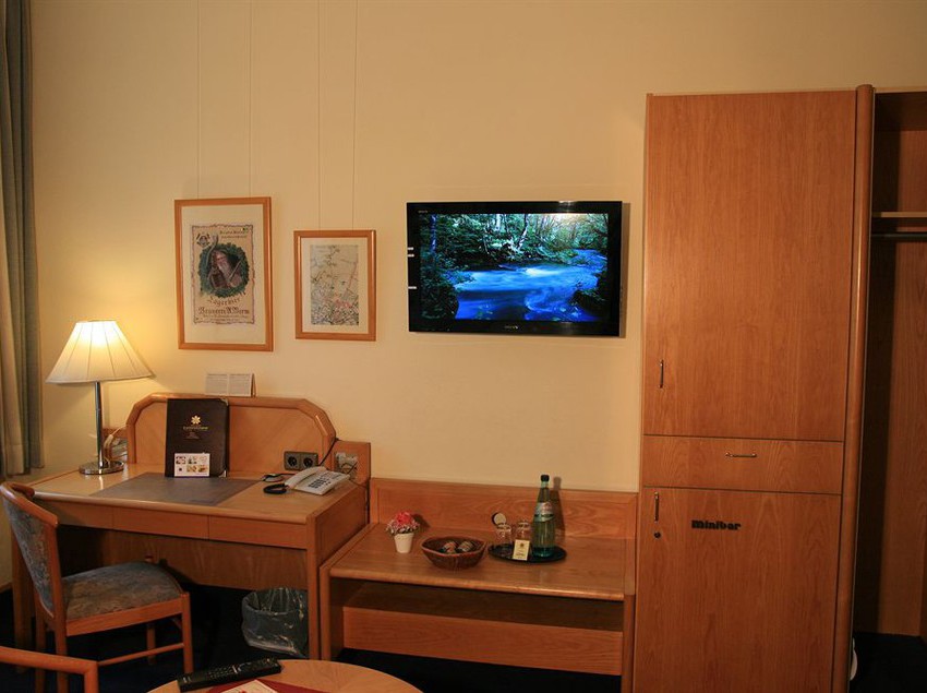 Bed & Breakfast Pension Kastanienhof 16