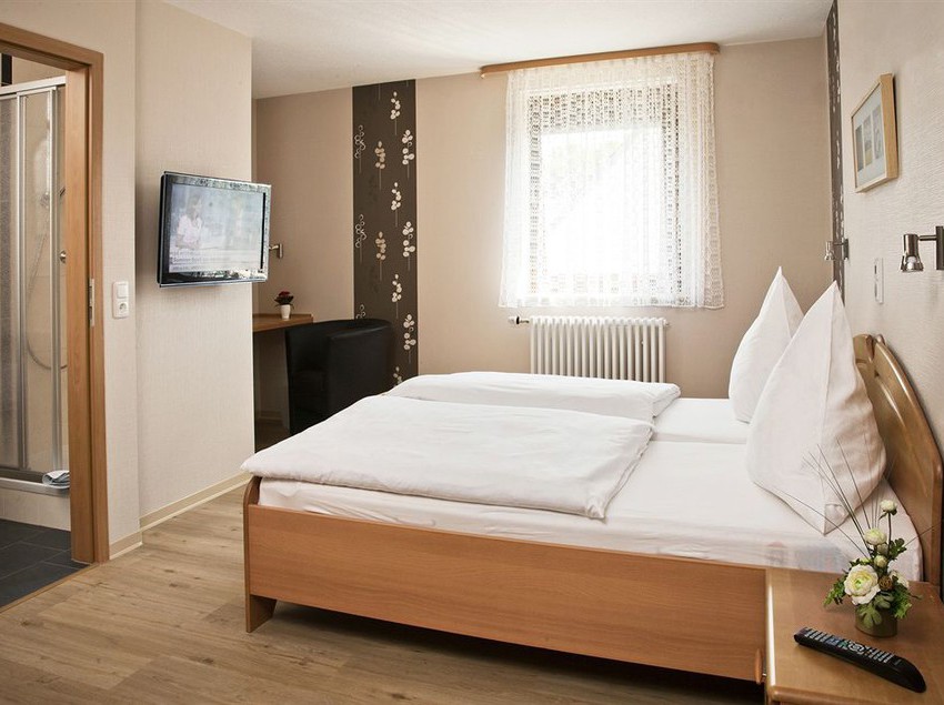 Hotel Haus Hubertus 10