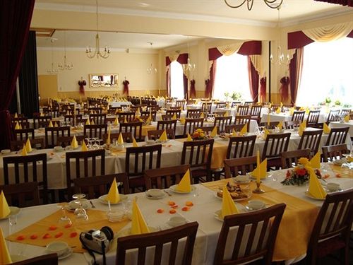 Hotel Leezdorfer Hof 12