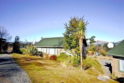 The Chalets Motel 12