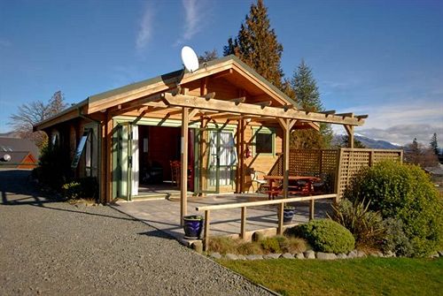 The Chalets Motel 13