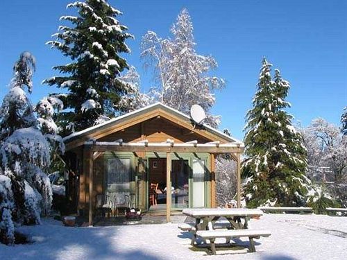 The Chalets Motel 20