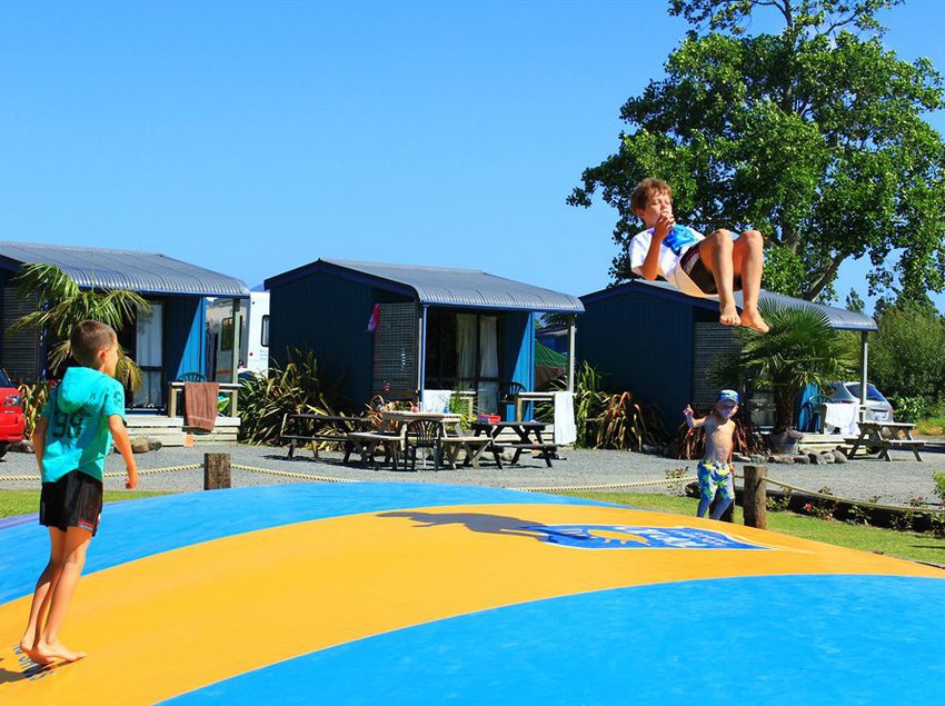 Hotel Coromandel Top 10 Holiday Park 6