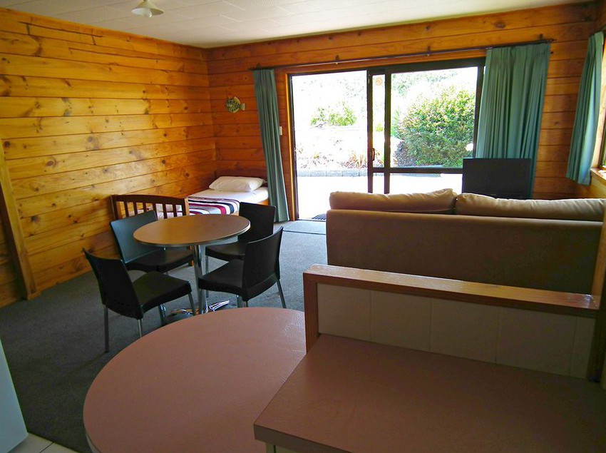 Hotel Coromandel Top 10 Holiday Park 9