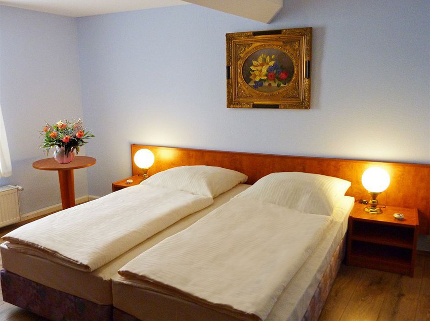 Adelheid Hotel Garni 5