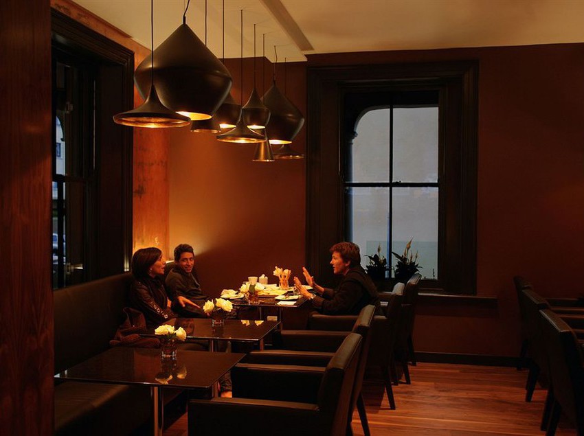 Hotel Cascades On The Promenade 10