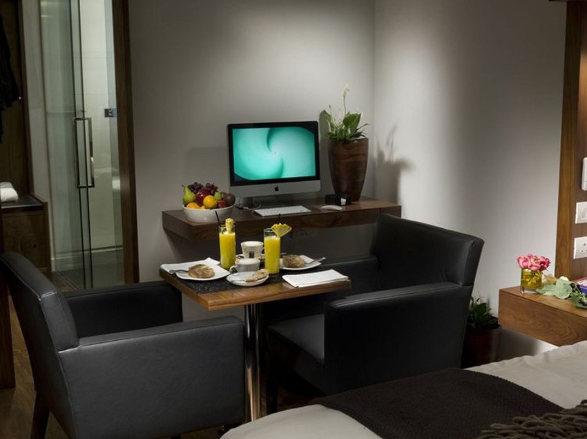 Hotel Cascades On The Promenade 14