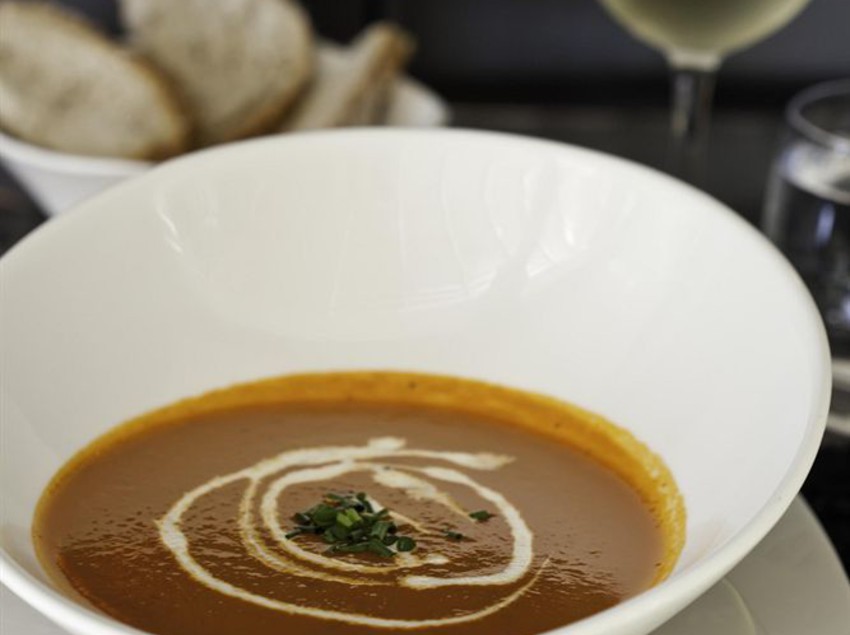 Hotel Cascades On The Promenade 16