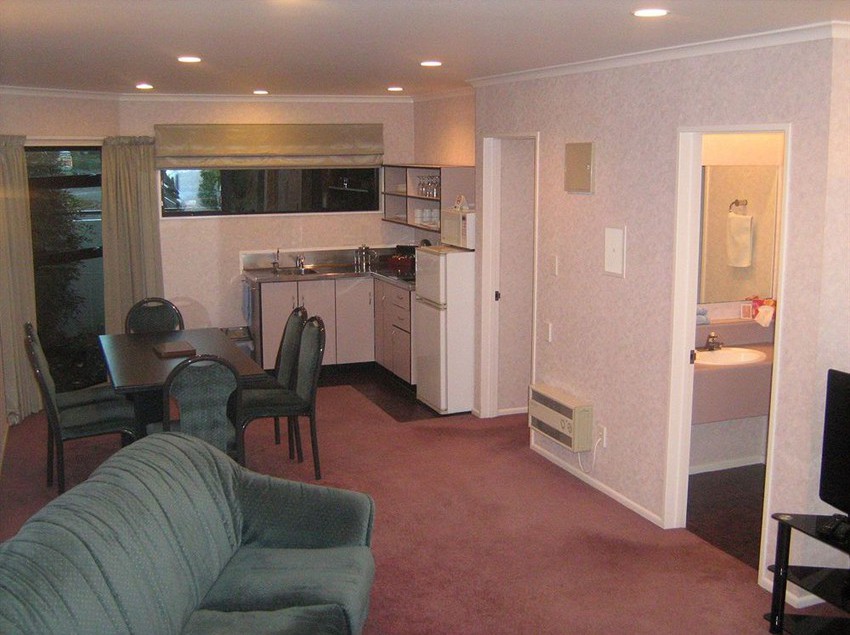 Shadzz Motel & Conference Centre 4