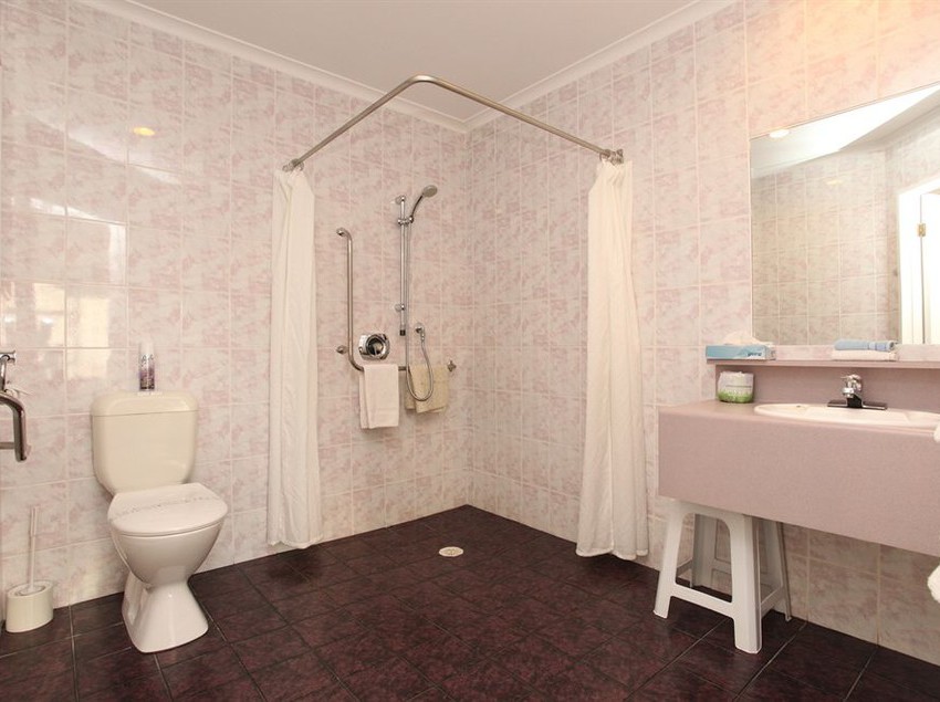 Shadzz Motel & Conference Centre 9