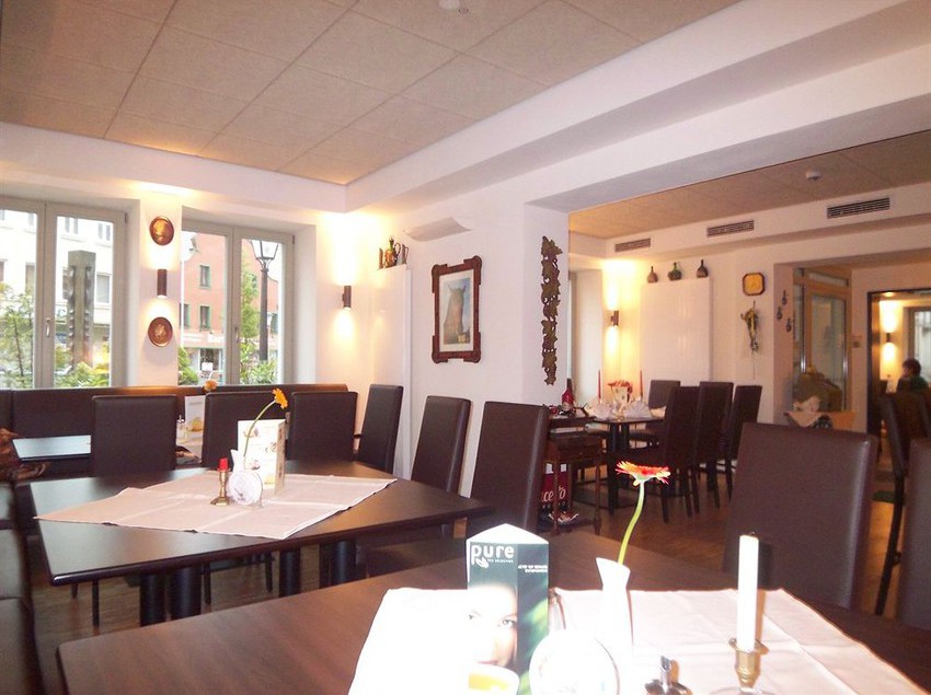 Hezelhof's Radl-Hotel 3