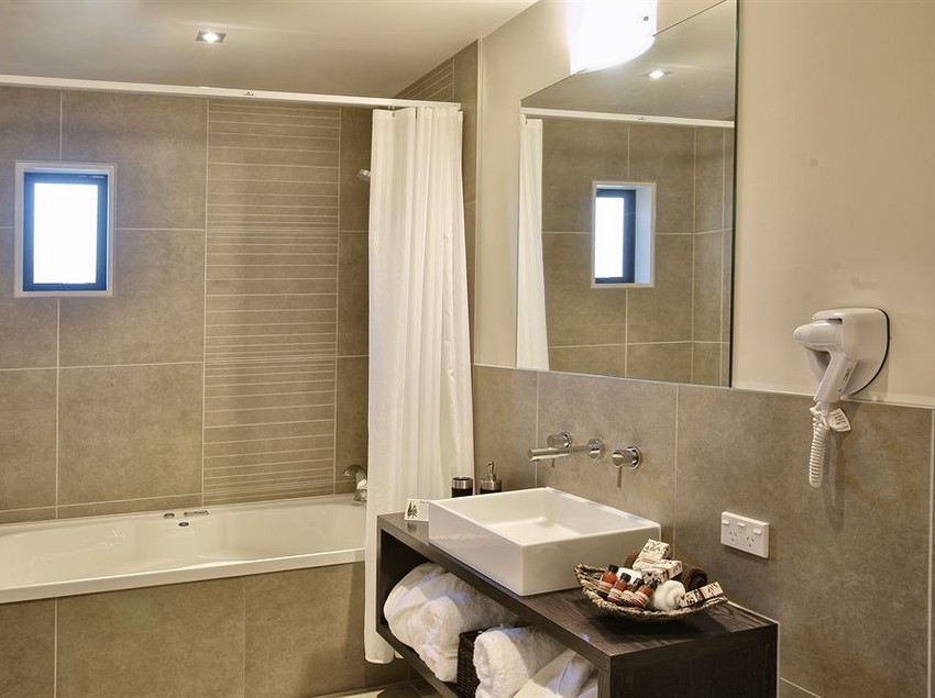 Hotel The St James 1