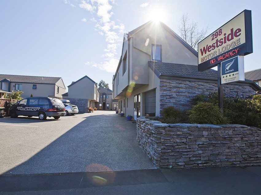 Motel 298 Westside Motor Lodge