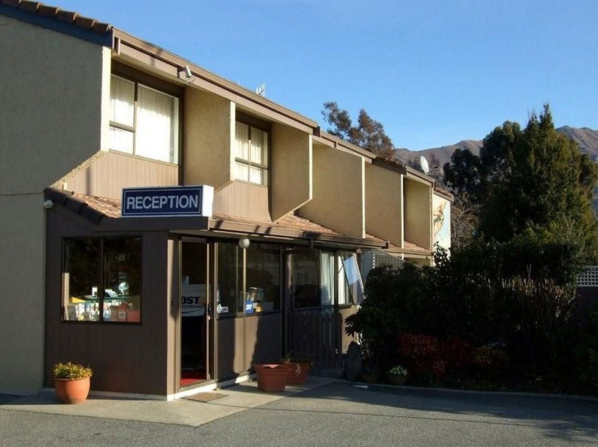 Fairway Motel And Apartments 14