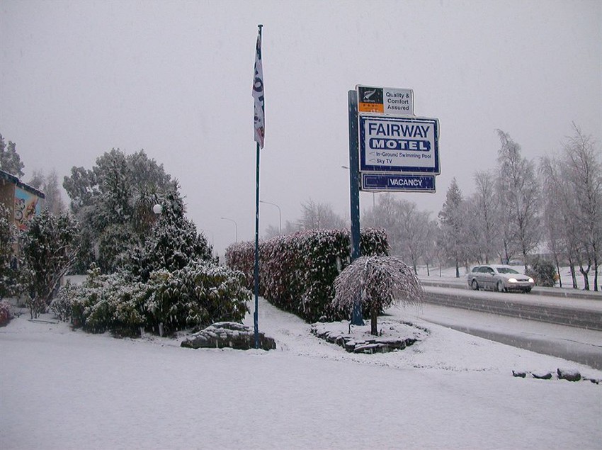 Fairway Motel And Apartments 8