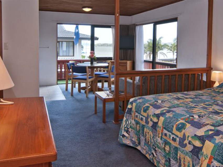 Swiss Chalet Lodge Motel 19