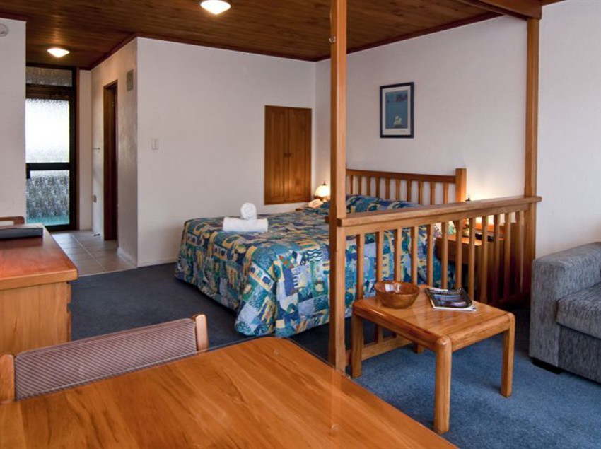 Swiss Chalet Lodge Motel 20