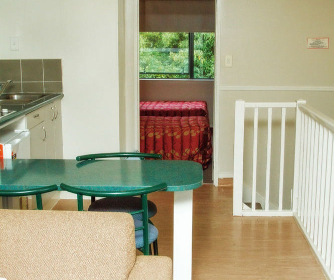 Hotel Pohutu Lodge 2