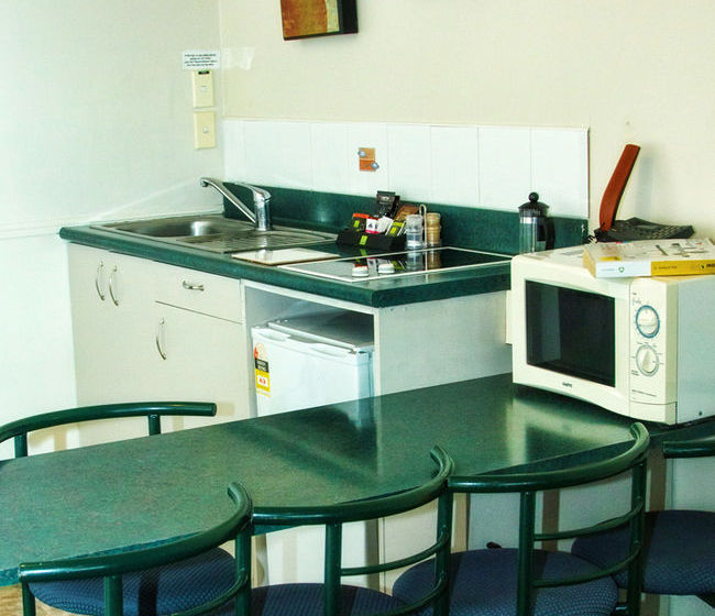 Hotel Pohutu Lodge 4