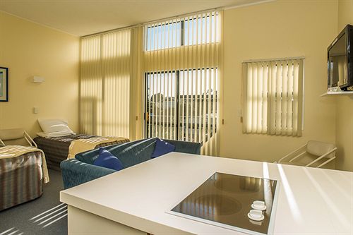 Hotel Wrights By The Sea 9