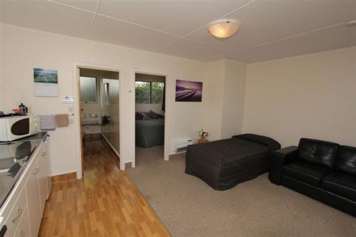 Asure Adcroft Motel 11