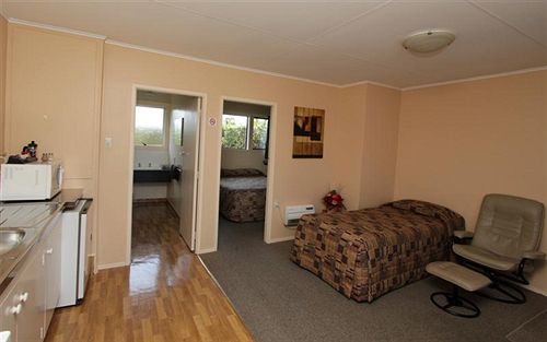 Asure Adcroft Motel 14